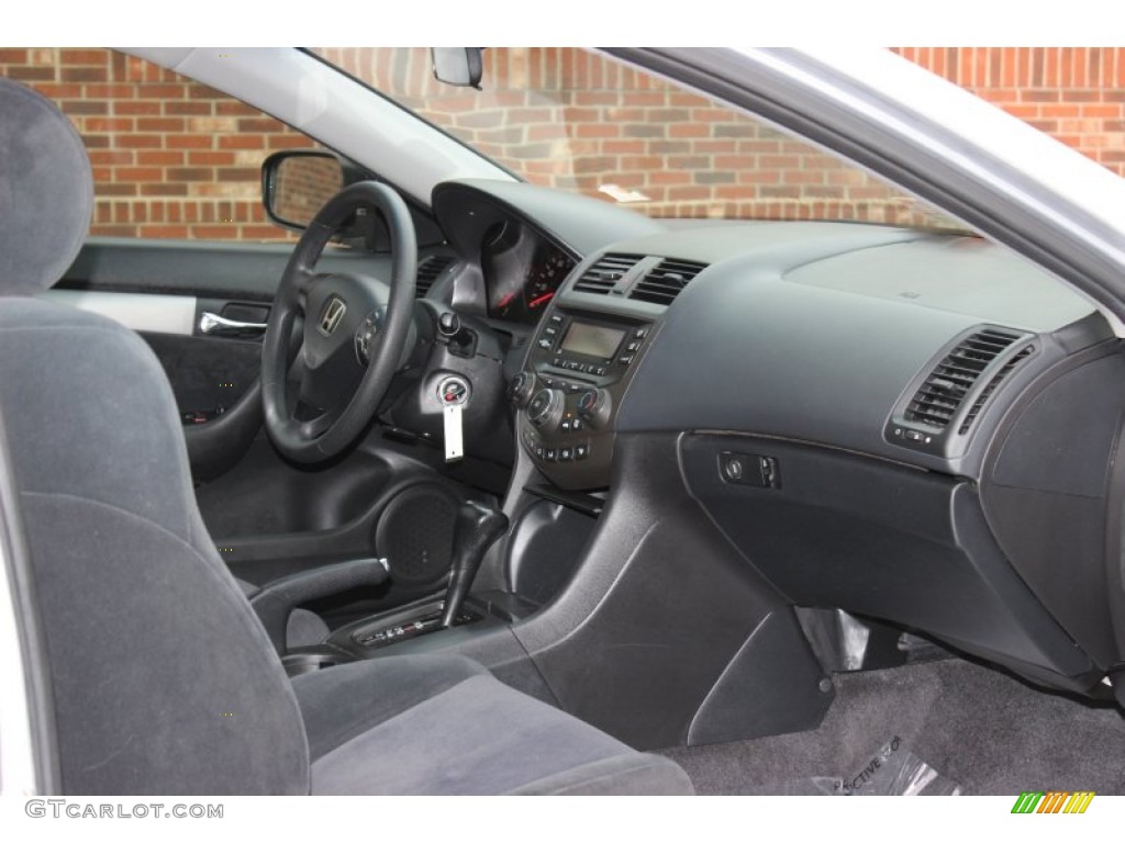 2003 Accord LX Coupe - Satin Silver Metallic / Black photo #19
