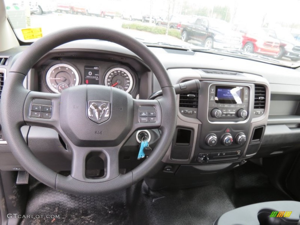 2013 Ram 2500 Tradesman Regular Cab Black/Diesel Gray Dashboard Photo #77866059