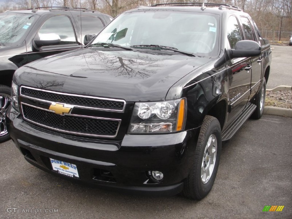 2013 Avalanche LS 4x4 - Black / Ebony photo #1