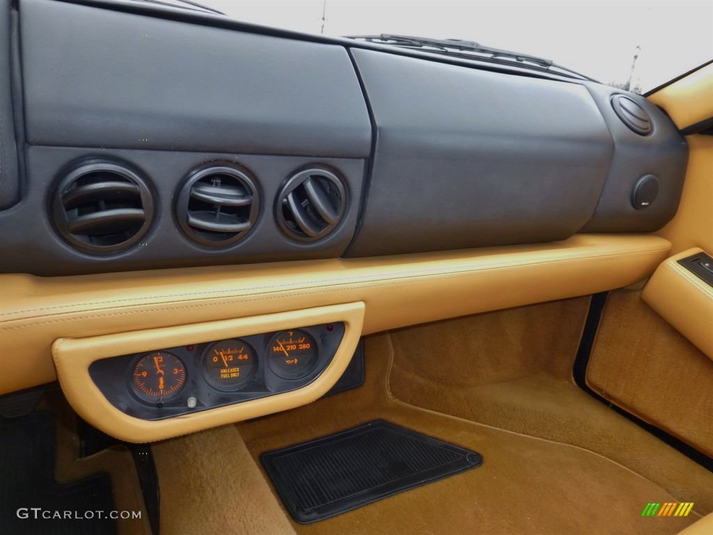 1993 Ferrari 512 TR Standard 512 TR Model Tan Dashboard Photo #77867226