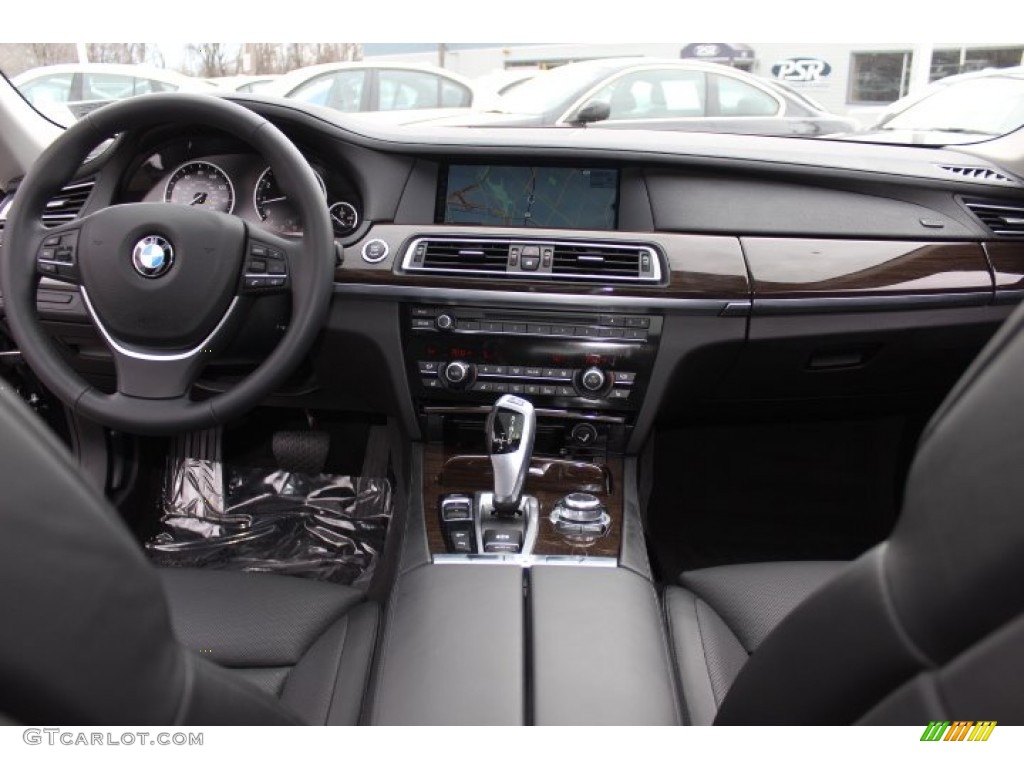 2012 BMW 7 Series 750i xDrive Sedan Black Dashboard Photo #77867760