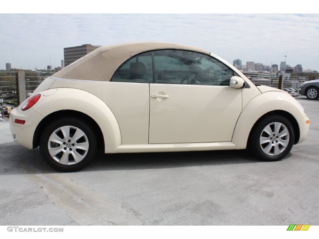 Harvest Moon Beige 2009 Volkswagen New Beetle 2.5 Convertible Exterior Photo #77867775