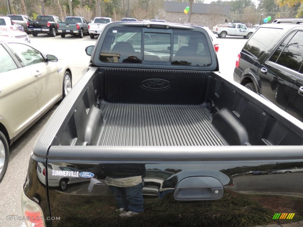 2004 F150 SVT Lightning - Black / SVT Black/Light Flint photo #12