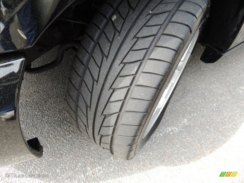 2004 F150 SVT Lightning - Black / SVT Black/Light Flint photo #15