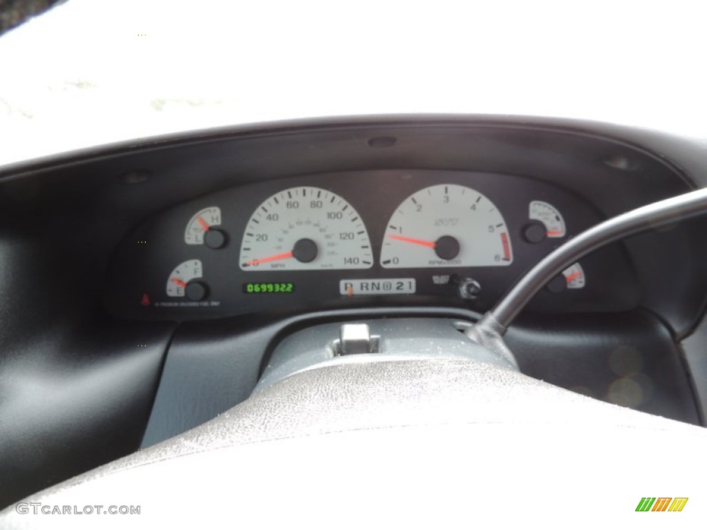 2004 Ford F150 SVT Lightning Gauges Photo #77868179