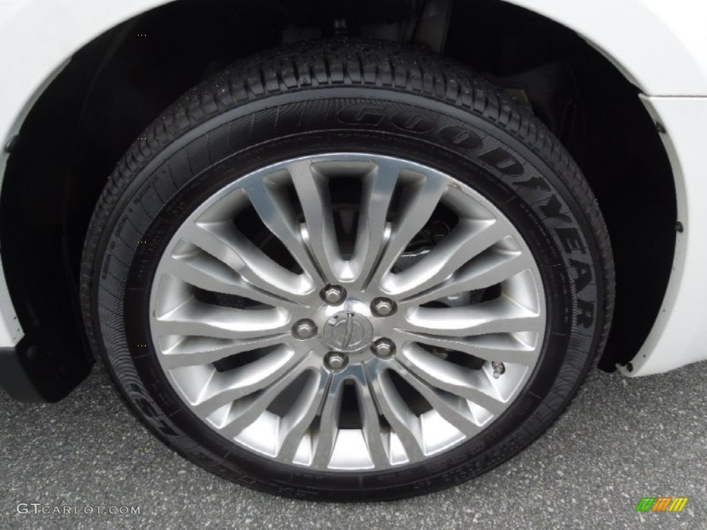 2011 Chrysler 200 Limited Wheel Photo #77869510