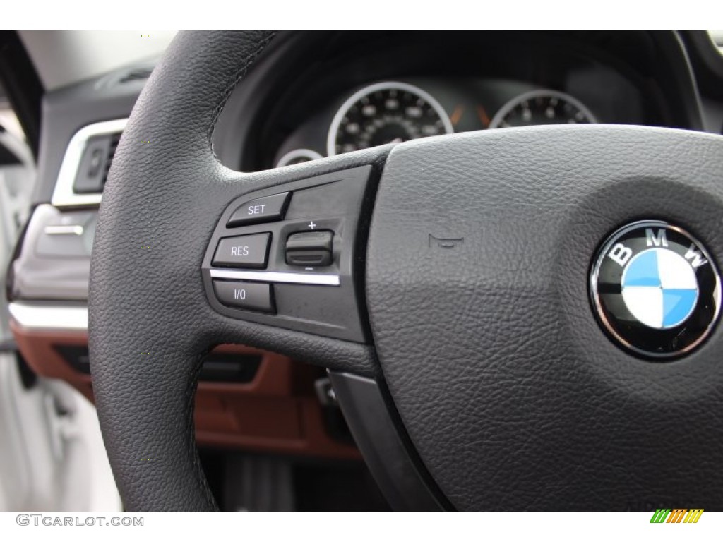 2012 BMW 5 Series 550i xDrive Gran Turismo Controls Photo #77869962