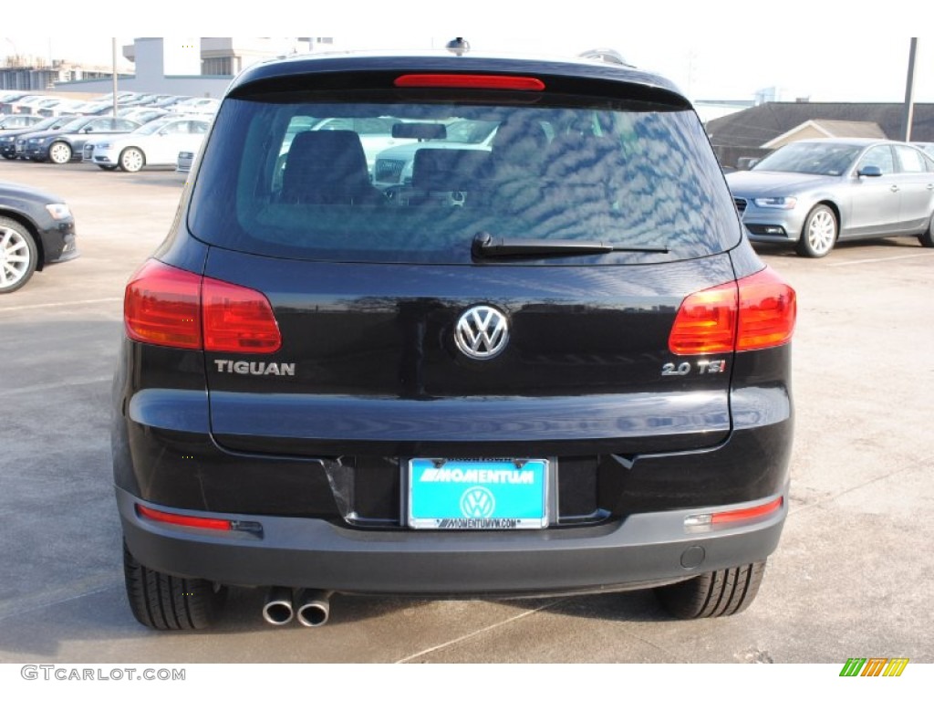 2013 Tiguan SE - Deep Black Metallic / Black photo #5