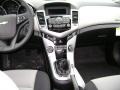 Silver Ice Metallic - Cruze LS Photo No. 4