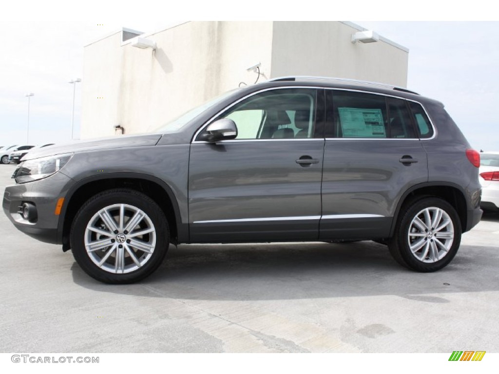 Pepper Gray Metallic 2013 Volkswagen Tiguan SE Exterior Photo #77872361