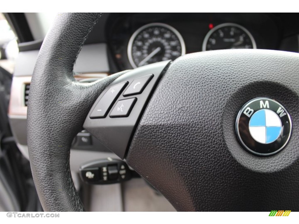 2008 BMW 5 Series 528xi Sedan Controls Photo #77873072