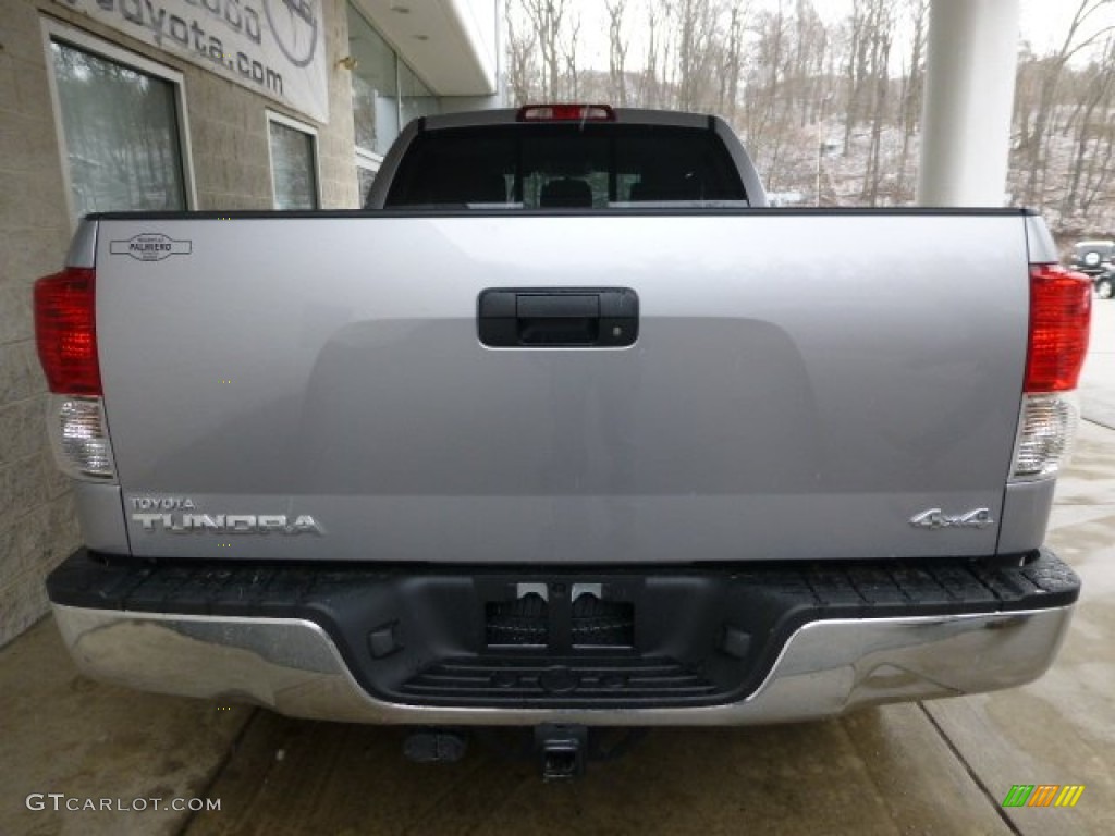 2013 Tundra Double Cab 4x4 - Silver Sky Metallic / Graphite photo #3