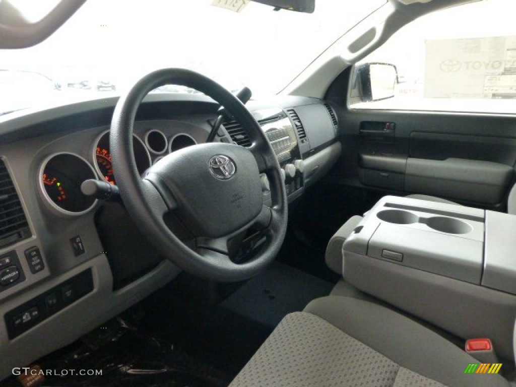 2013 Tundra Double Cab 4x4 - Silver Sky Metallic / Graphite photo #16