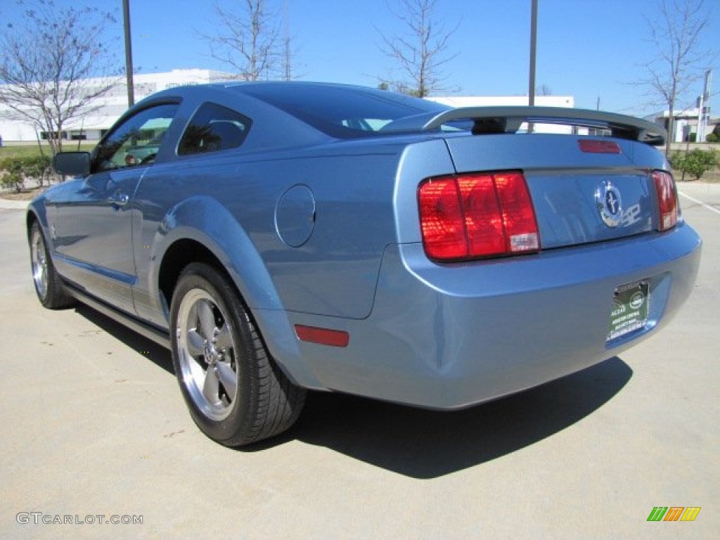 2006 Mustang V6 Premium Coupe - Vista Blue Metallic / Black photo #8