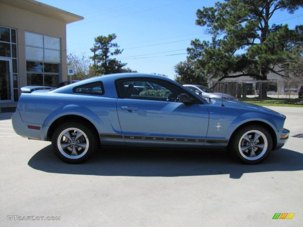 2006 Mustang V6 Premium Coupe - Vista Blue Metallic / Black photo #11