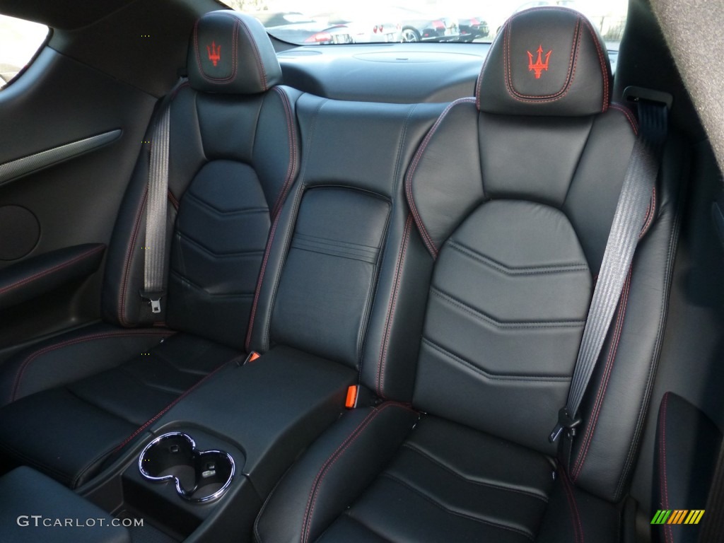2013 Maserati GranTurismo Sport Coupe Rear Seat Photo #77877501