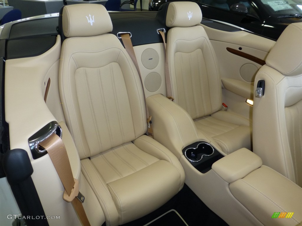2013 Maserati GranTurismo Convertible GranCabrio Rear Seat Photo #77878566