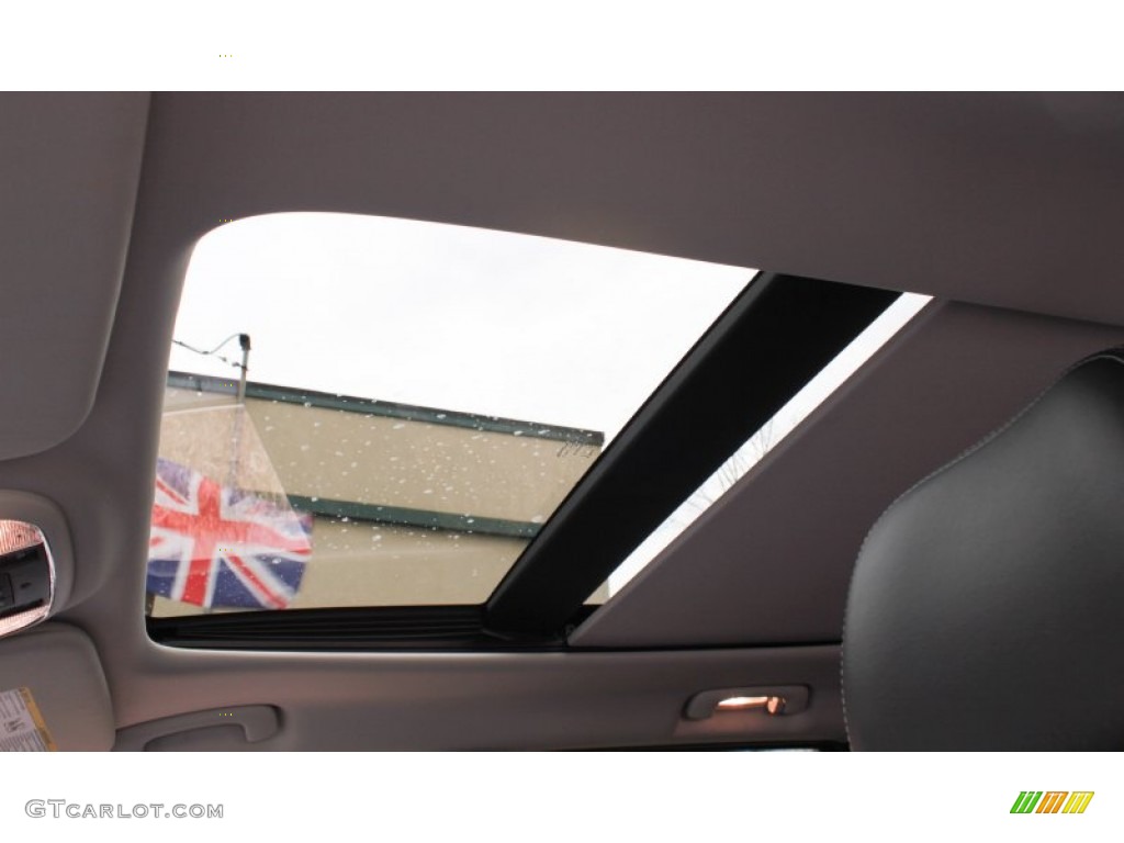2012 Jeep Grand Cherokee SRT8 4x4 Sunroof Photo #77879434