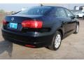 Black Uni - Jetta SE Sedan Photo No. 6
