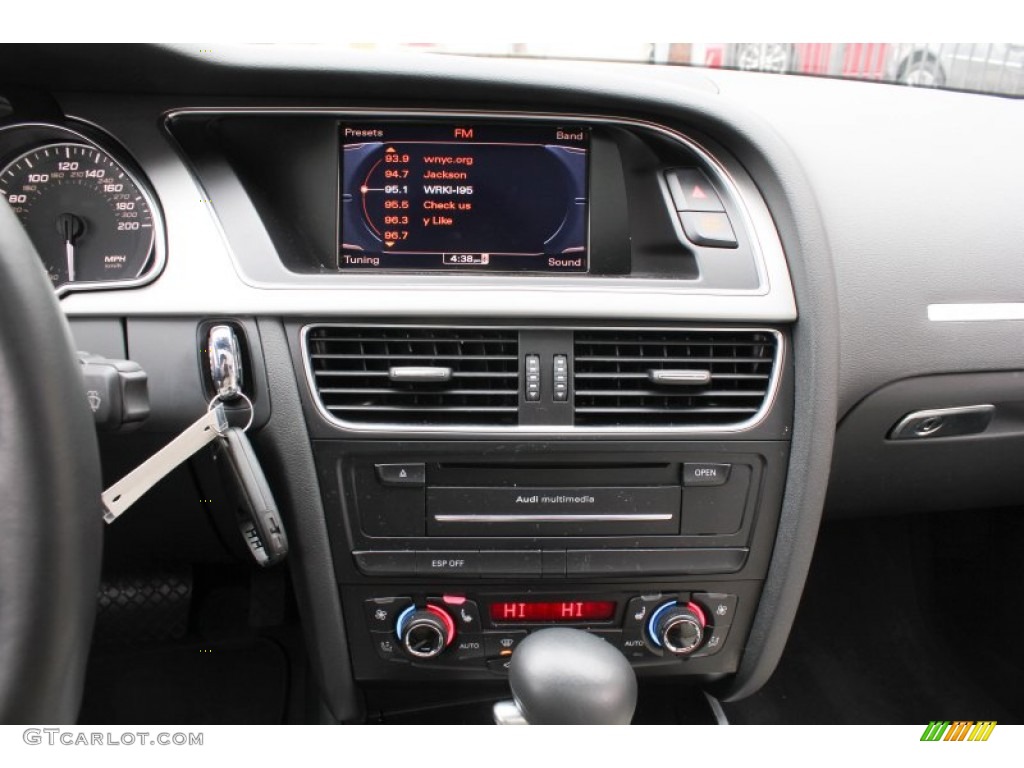 2010 S5 4.2 FSI quattro Coupe - Deep Sea Blue Pearl Effect / Pearl Silver Silk Nappa Leather photo #17
