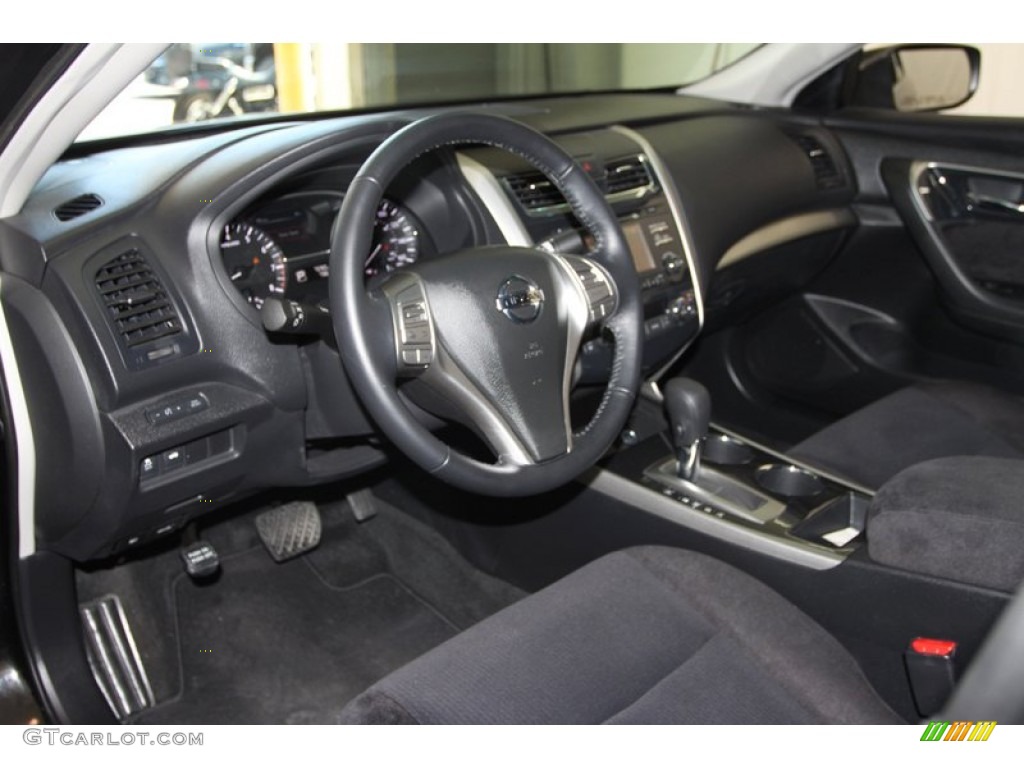 Charcoal Interior 2013 Nissan Altima 2.5 SV Photo #77880883