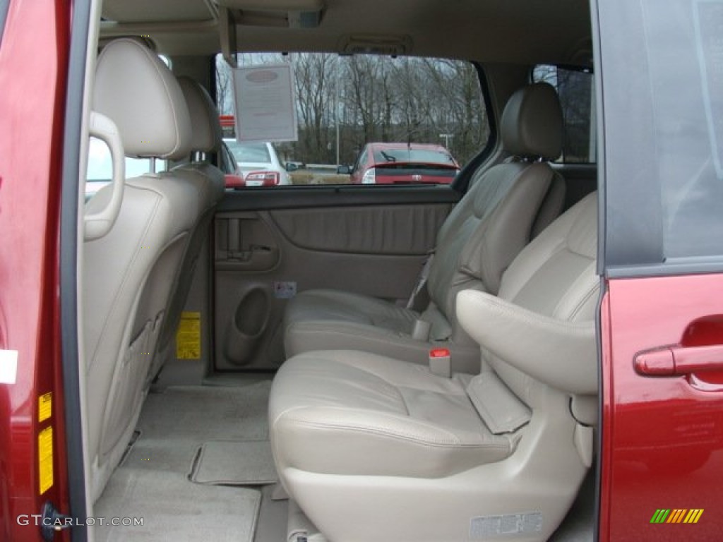 2010 Sienna Limited - Salsa Red Pearl / Taupe photo #13