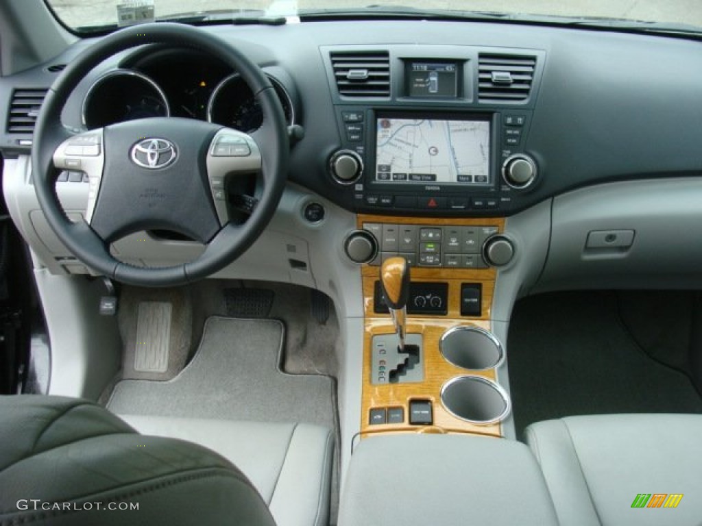 2009 Toyota Highlander Hybrid Limited 4WD Dashboard Photos