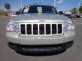 Light Graystone Pearl - Grand Cherokee Laredo Photo No. 14