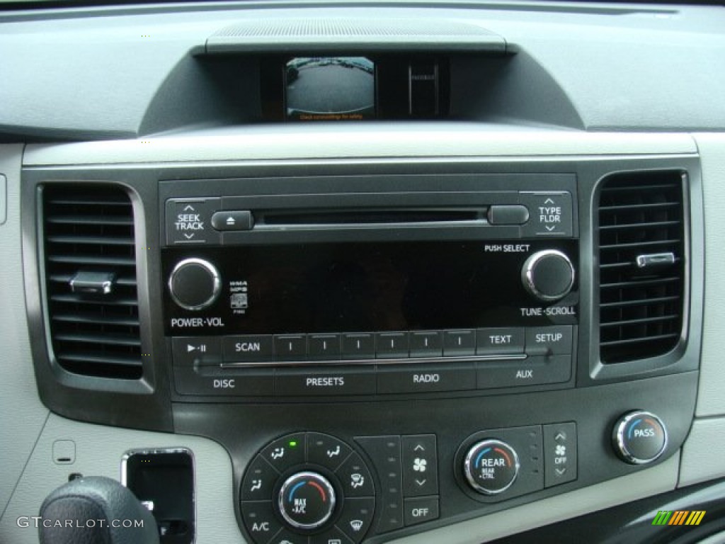 2011 Toyota Sienna LE AWD Audio System Photos