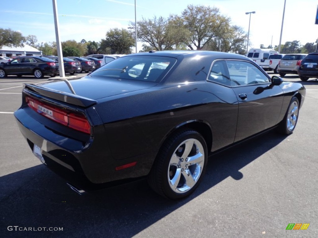 2011 Challenger R/T - Black / Dark Slate Gray photo #8