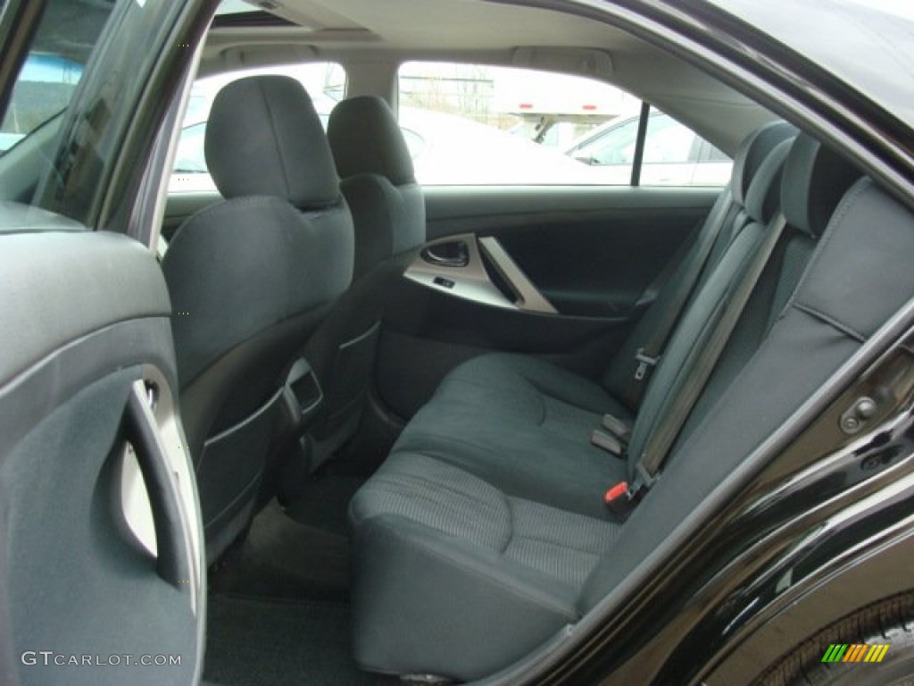 Dark Charcoal Interior 2011 Toyota Camry Se Photo 77884572