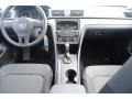 Black - Passat 2.5L S Photo No. 21