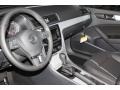 Reflex Silver Metallic - Passat 2.5L SE Photo No. 10