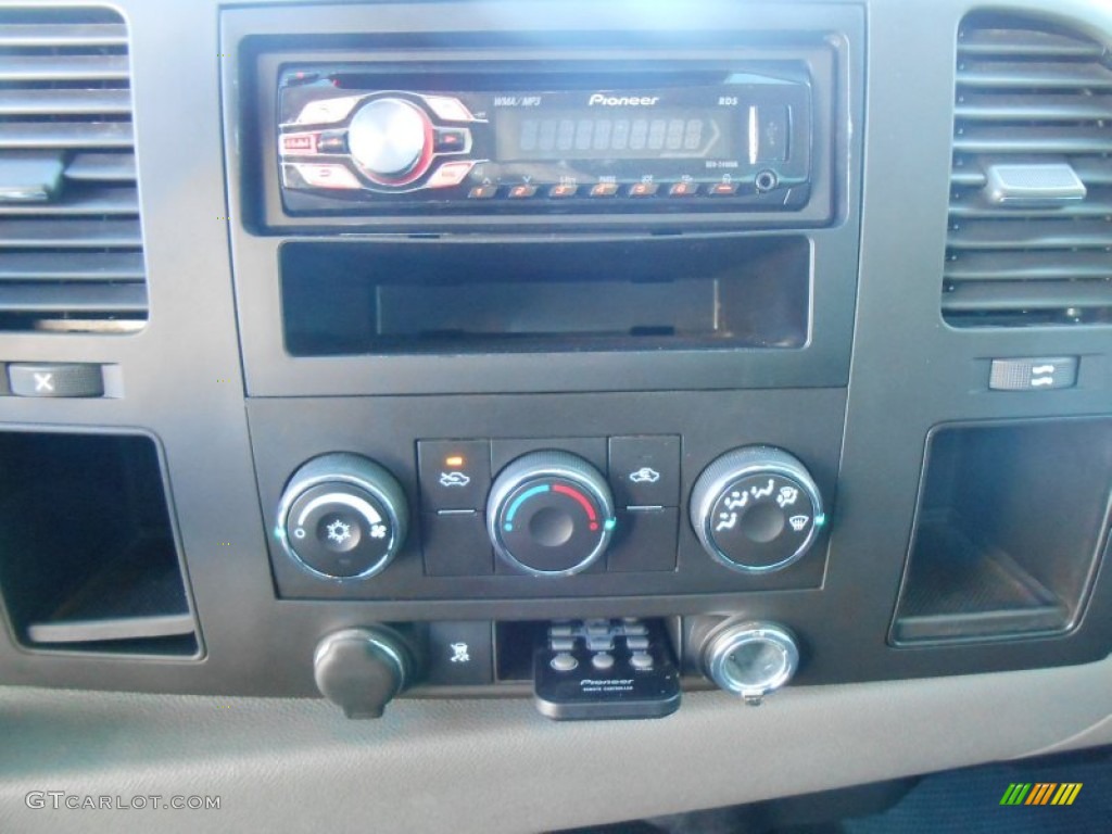 2010 Silverado 1500 LS Regular Cab 4x4 - Black Granite Metallic / Dark Titanium photo #32