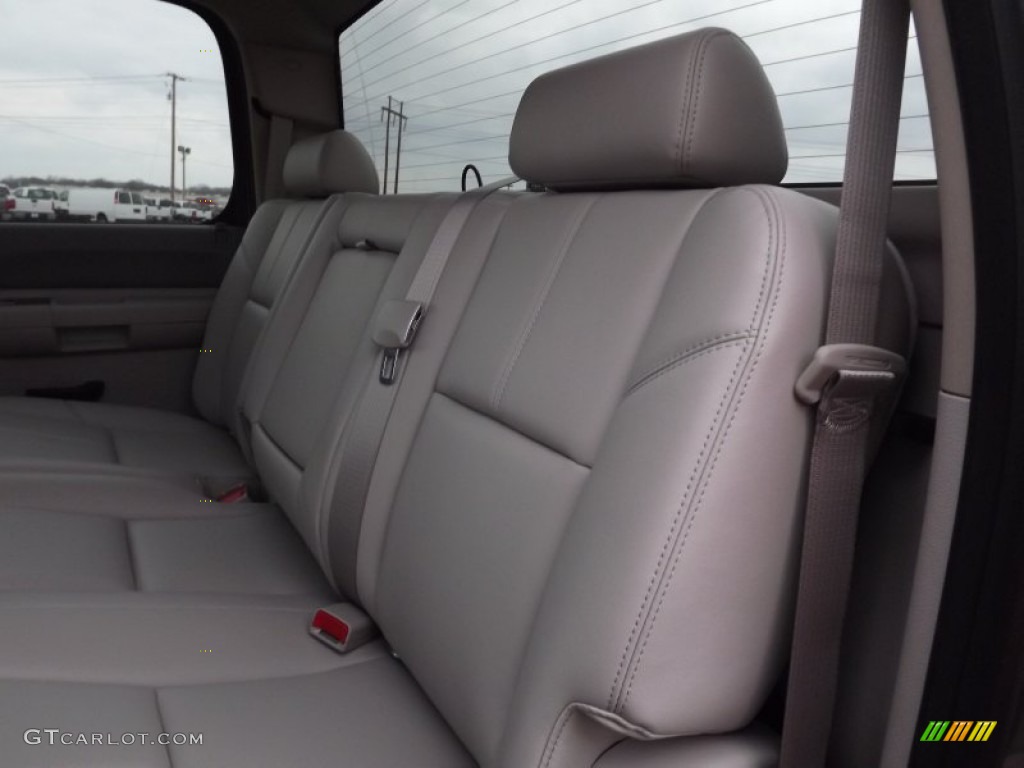 2013 GMC Sierra 3500HD SLE Crew Cab 4x4 Dually Chassis Rear Seat Photos
