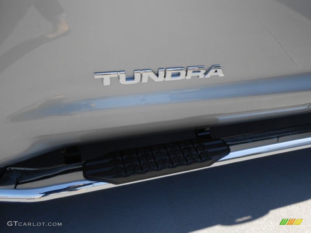 2013 Tundra Texas Edition CrewMax - Silver Sky Metallic / Black photo #16
