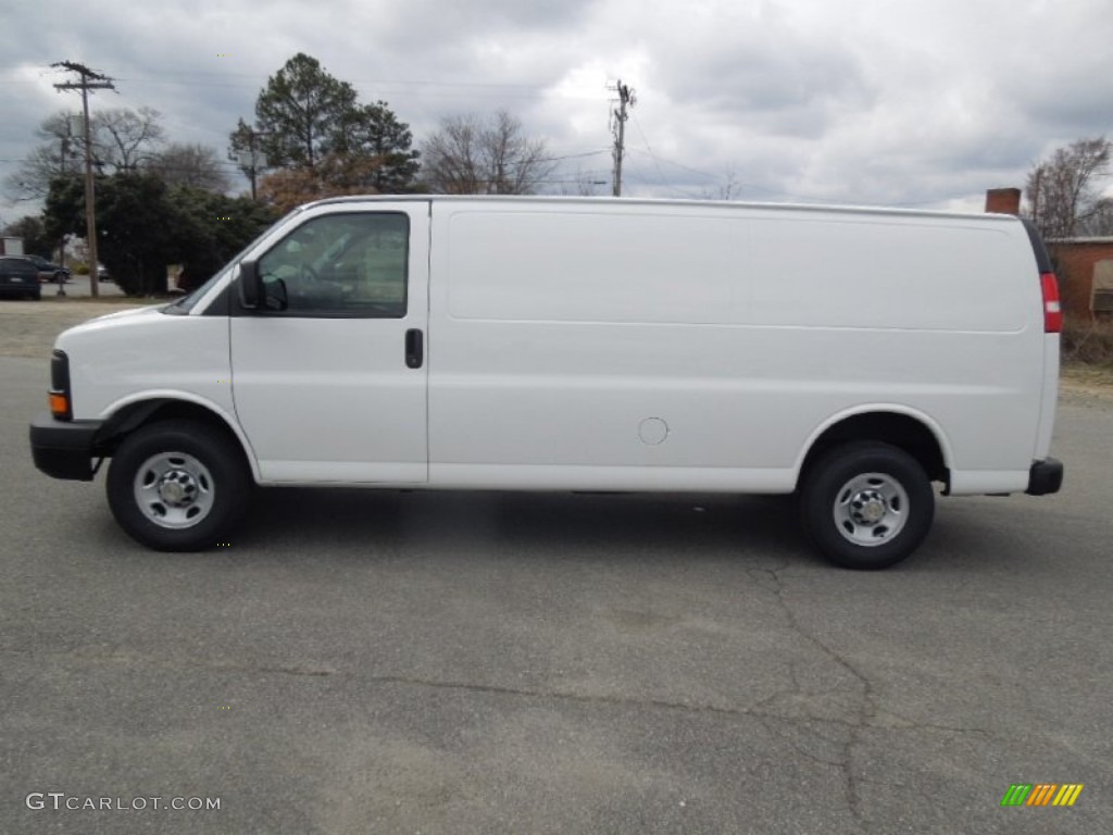 2013 Express 2500 Cargo Van - Summit White / Medium Pewter photo #3