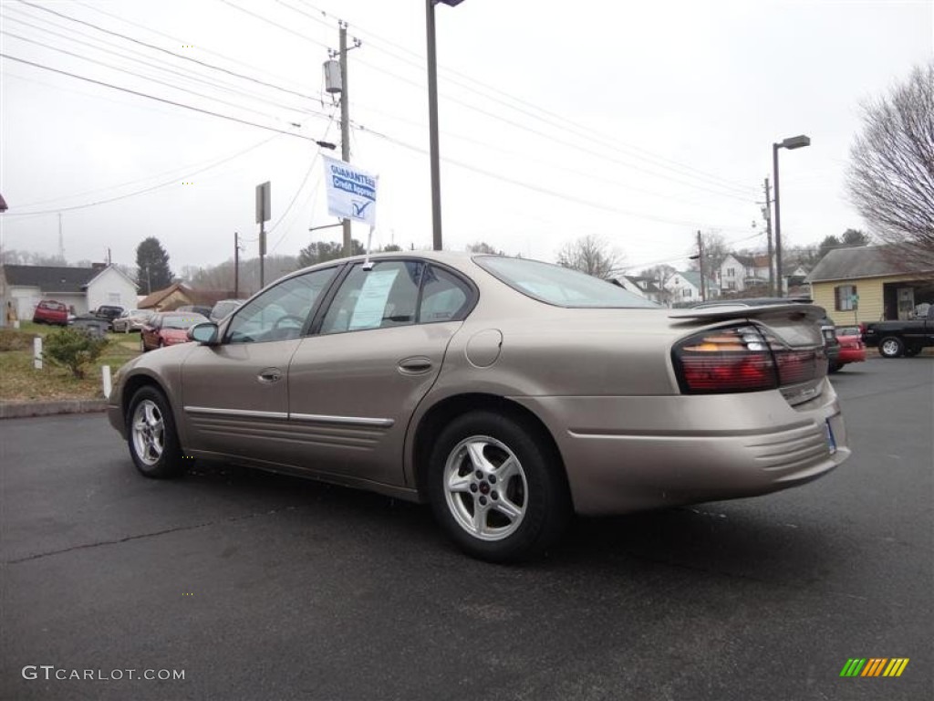 2002 Bonneville SE - Light Bronzemist Metallic / Taupe photo #5