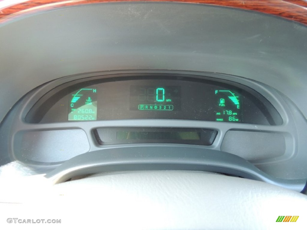 2005 DeVille Sedan - Light Platinum / Shale photo #17