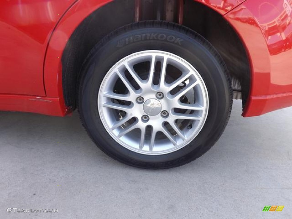 2008 Focus SE Sedan - Vermillion Red / Medium Stone photo #15