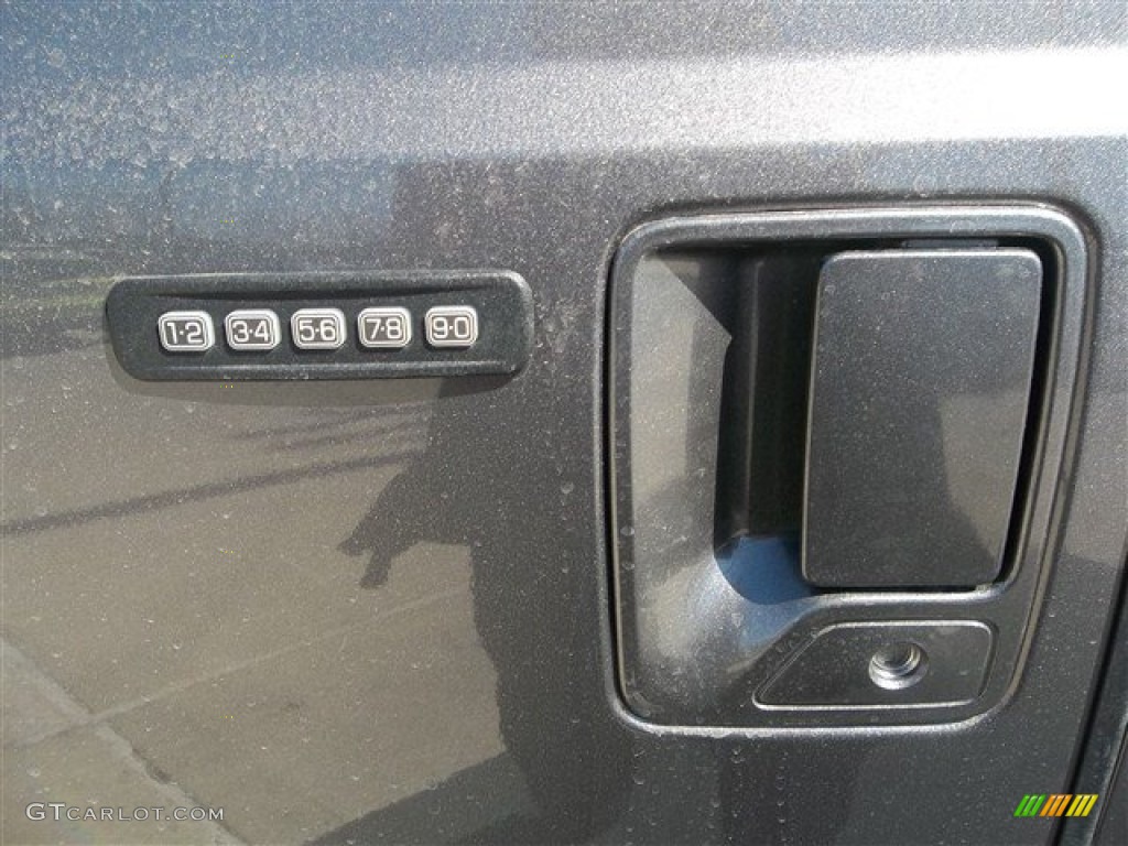 2013 F350 Super Duty Lariat Crew Cab 4x4 - Sterling Gray Metallic / Black photo #25