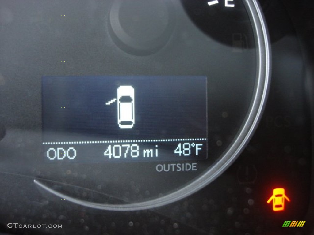 2012 CT 200h Hybrid Premium - Nebula Gray Pearl / Black photo #28