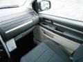 Brilliant Black Crystal Pearl - Grand Caravan SE Photo No. 22