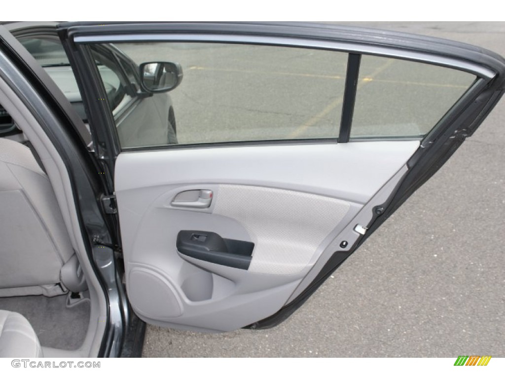 2011 Honda Insight Hybrid Gray Door Panel Photo #77900765