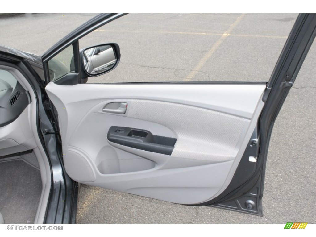 2011 Honda Insight Hybrid Gray Door Panel Photo #77900784