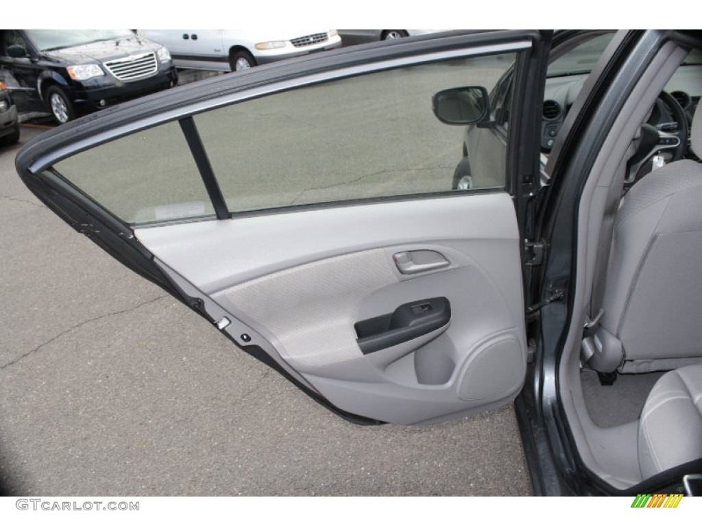 2011 Honda Insight Hybrid Gray Door Panel Photo #77900805