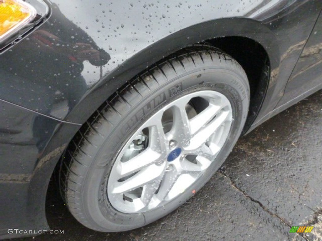 2013 Fusion SE - Tuxedo Black Metallic / Charcoal Black photo #7