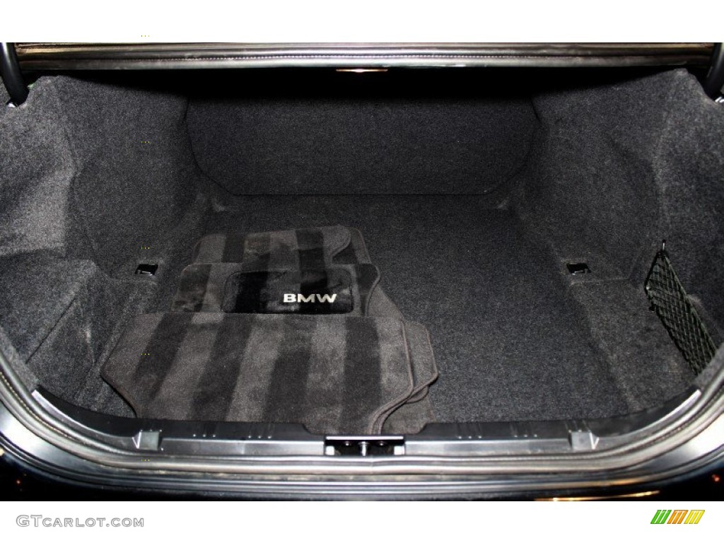 2010 BMW 5 Series 528i xDrive Sedan Trunk Photos