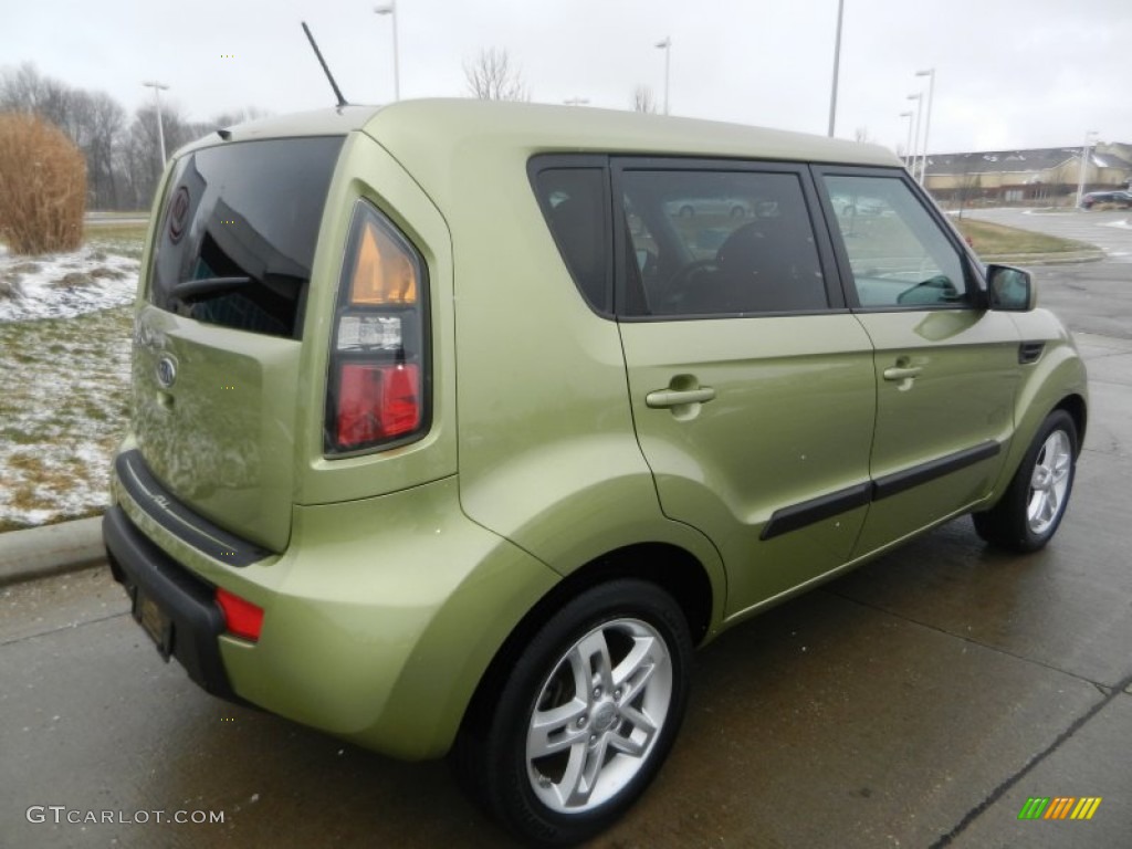 Alien Green 2011 Kia Soul + Exterior Photo #77903413