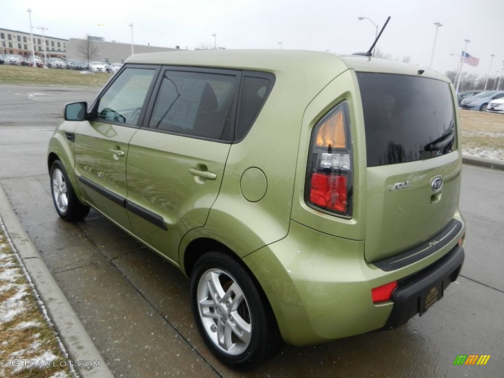 Alien Green 2011 Kia Soul + Exterior Photo #77903437